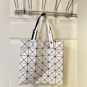 DAMAGED Bao Bao Issey Miyake Lucent Geo Totebag SEE PHOTOS